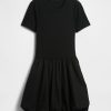 Modernes Mixed-Media-Bubble-Minikleid