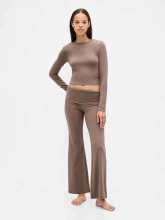Modernes Pyjama-T-Shirt