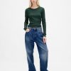 Modernes Ripp-Crop-T-Shirt Modernes Ripp-Crop-T-Shirt