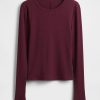 Modernes Ripp-Crop-T-Shirt Modernes Ripp-Crop-T-Shirt