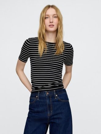 Modernes T-Shirt mit Rundhalsausschnitt