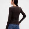 Modernes T-Shirt mit Rundhalsausschnitt