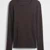 Modernes T-Shirt mit Rundhalsausschnitt