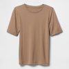 Modernes T-Shirt mit Rundhalsausschnitt Modernes T-Shirt mit Rundhalsausschnitt