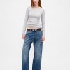 Modernes T-Shirt mit U-Boot-Ausschnitt