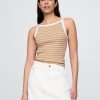 Modernes Tanktop mit Schürzenkragen