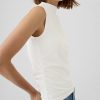 Modernes Tanktop mit Trichterhalsausschnitt und Rüschen Modernes Tanktop mit Trichterhalsausschnitt und Rüschen