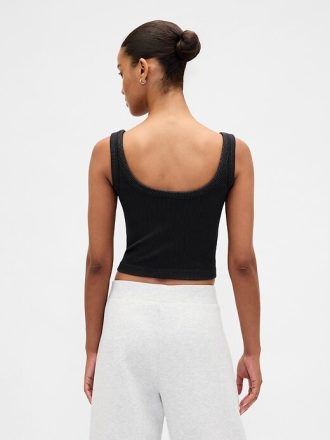 Nahtloses, geripptes Crop-Tanktop von GapFit