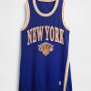 NBA New York Knicks Minikleid aus recyceltem Jersey NBA New York Knicks Minikleid aus recyceltem Jersey