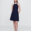 Neckholder-Minikleid aus Leinenmischung Neckholder-Minikleid aus Leinenmischung