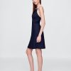 Neckholder-Minikleid aus Leinenmischung Neckholder-Minikleid aus Leinenmischung