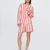 Oversize-Hemd aus 100 % Leinen Oversize-Hemd aus 100 % Leinen