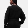 Oversize-Strickjacke mit Wickeldesign