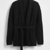 Oversize-Strickjacke mit Wickeldesign