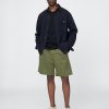 Plissierte Khaki-Shorts Plissierte Khaki-Shorts