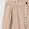 Plissierte Khaki-Shorts Plissierte Khaki-Shorts