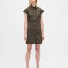 Popeline-Hemdkleid mit Nähten Popeline-Hemdkleid mit Nähten