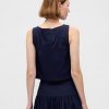 Popeline-Tanktop mit U-Boot-Ausschnitt und Muschelmuster Popeline-Tanktop mit U-Boot-Ausschnitt und Muschelmuster