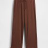 Pyjamahose mit Rüschen