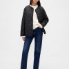Recycelte, leichte, übergroße Stepp-Innenjacke Recycelte, leichte, übergroße Stepp-Innenjacke