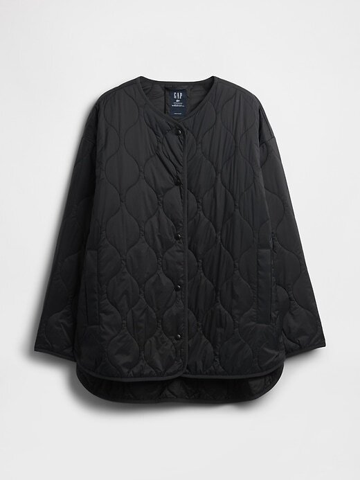 Recycelte, leichte, übergroße Stepp-Innenjacke Recycelte, leichte, übergroße Stepp-Innenjacke