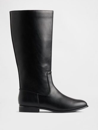 Reitstiefel aus veganem Leder
