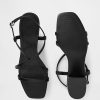 Riemchensandalen mit Blockabsatz Riemchensandalen mit Blockabsatz