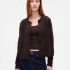 Rundhals-Cardigan aus 100 % Baumwolle Rundhals-Cardigan aus 100 % Baumwolle