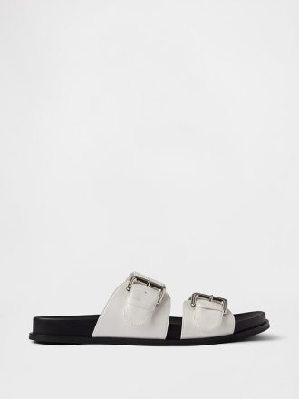 Sandalen mit Doppelschnalle