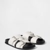 Sandalen mit Doppelschnalle Sandalen mit Doppelschnalle