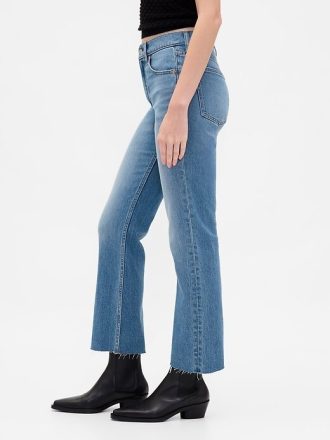 Schmale, gerade Crop-Jeans im Stil der 90er mit hohem Bund