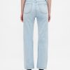 Schmale, gerade geschnittene Jeans mit hohem Bund im 90er-Stil