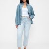 Schmale, gerade geschnittene Jeans mit hohem Bund im 90er-Stil