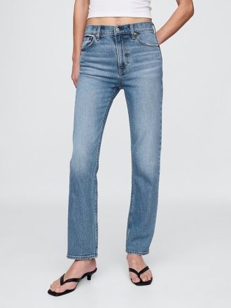 Schmale, gerade Jeans im Stil der 90er mit hohem Bund