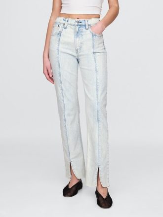 Schmale, gerade Jeans im Stil der 90er mit hohem Bund Schmale, gerade Jeans im Stil der 90er mit hohem Bund