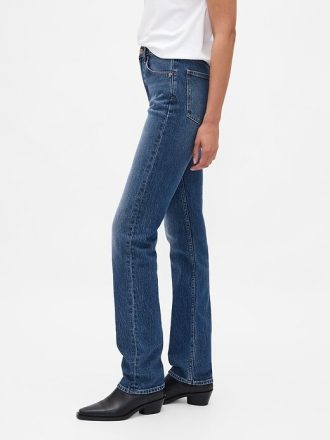 Schmale, gerade Jeans im Stil der 90er mit hohem Bund