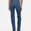 Schmale, gerade Jeans im Stil der 90er mit hohem Bund