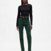 Schmale, gerade Jeans mit hohem Bund im 90er-Stil Schmale, gerade Jeans mit hohem Bund im 90er-Stil