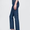 Schmale, gerade Jeans mit hohem Bund im 90er-Stil Schmale, gerade Jeans mit hohem Bund im 90er-Stil