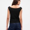 Schulterfreies, gerüschtes Crop-Top