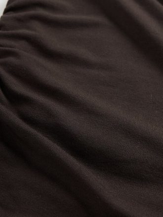Schulterfreies, gerüschtes Crop-Top