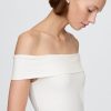Schulterfreies Midikleid aus Mischgewebe Schulterfreies Midikleid aus Mischgewebe