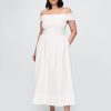 Schulterfreies Midikleid aus Mischgewebe Schulterfreies Midikleid aus Mischgewebe