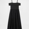 Schulterfreies Midikleid aus Mischgewebe Schulterfreies Midikleid aus Mischgewebe