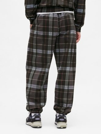 Schwere Baggy-Jogginghose