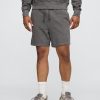 Schwere Sweatshorts aus French Terry Schwere Sweatshorts aus French Terry