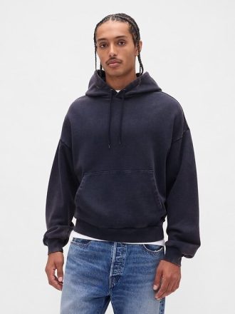 Schwerer, kurzer Hoodie