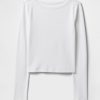 Schweres, geripptes, kurzes T-Shirt mit U-Boot-Ausschnitt Schweres, geripptes, kurzes T-Shirt mit U-Boot-Ausschnitt