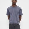 Schweres, kurzes T-Shirt mit Grafik Schweres, kurzes T-Shirt mit Grafik