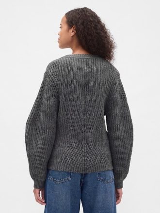 Strickjacke mit Fassärmeln